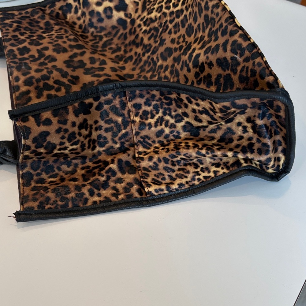 Leopard Print Tote Bag - Picture 4 of 6